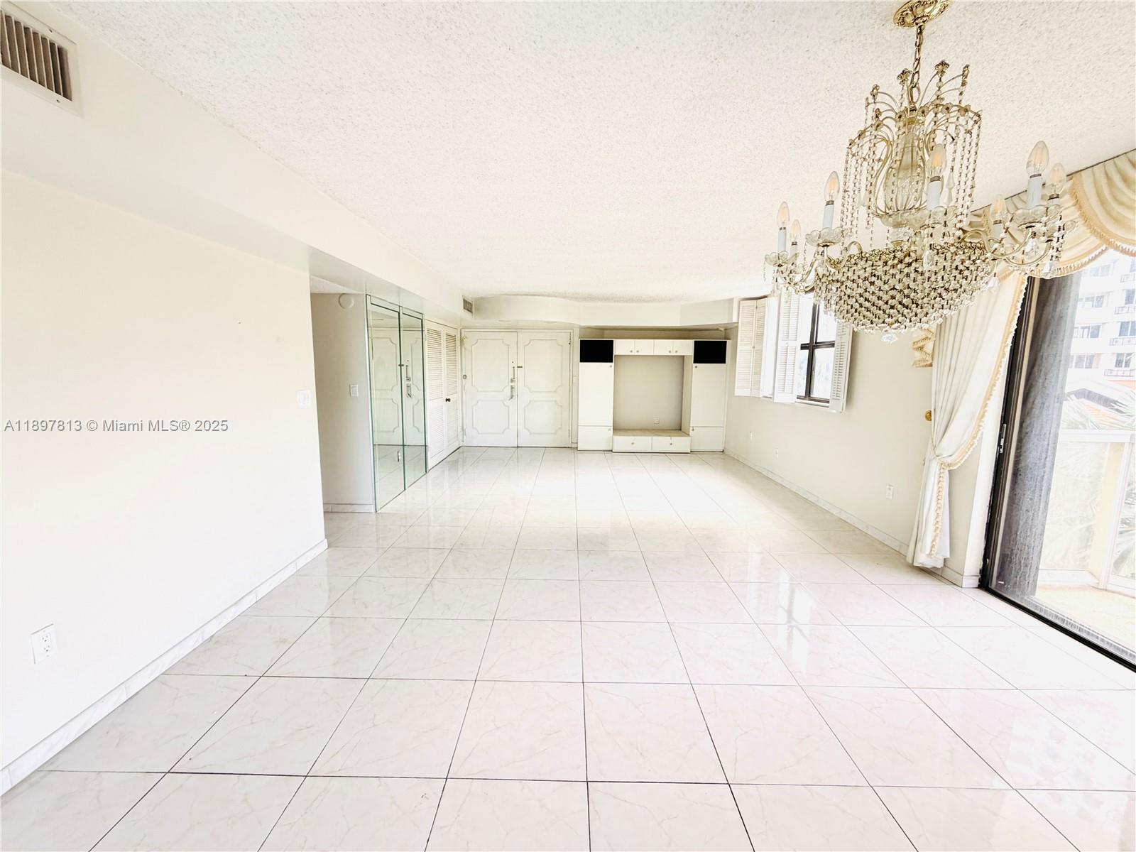MAR DEL PLATA CONDO - Residential
