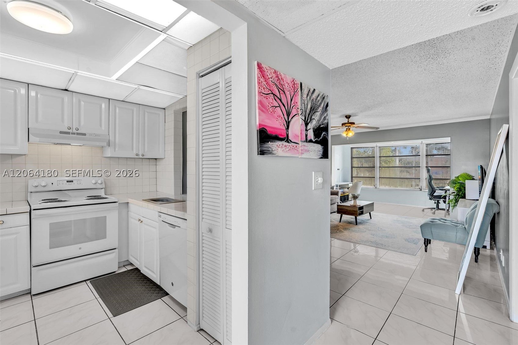 8852 W Mcnab Rd 203, Tamarac FL 33321