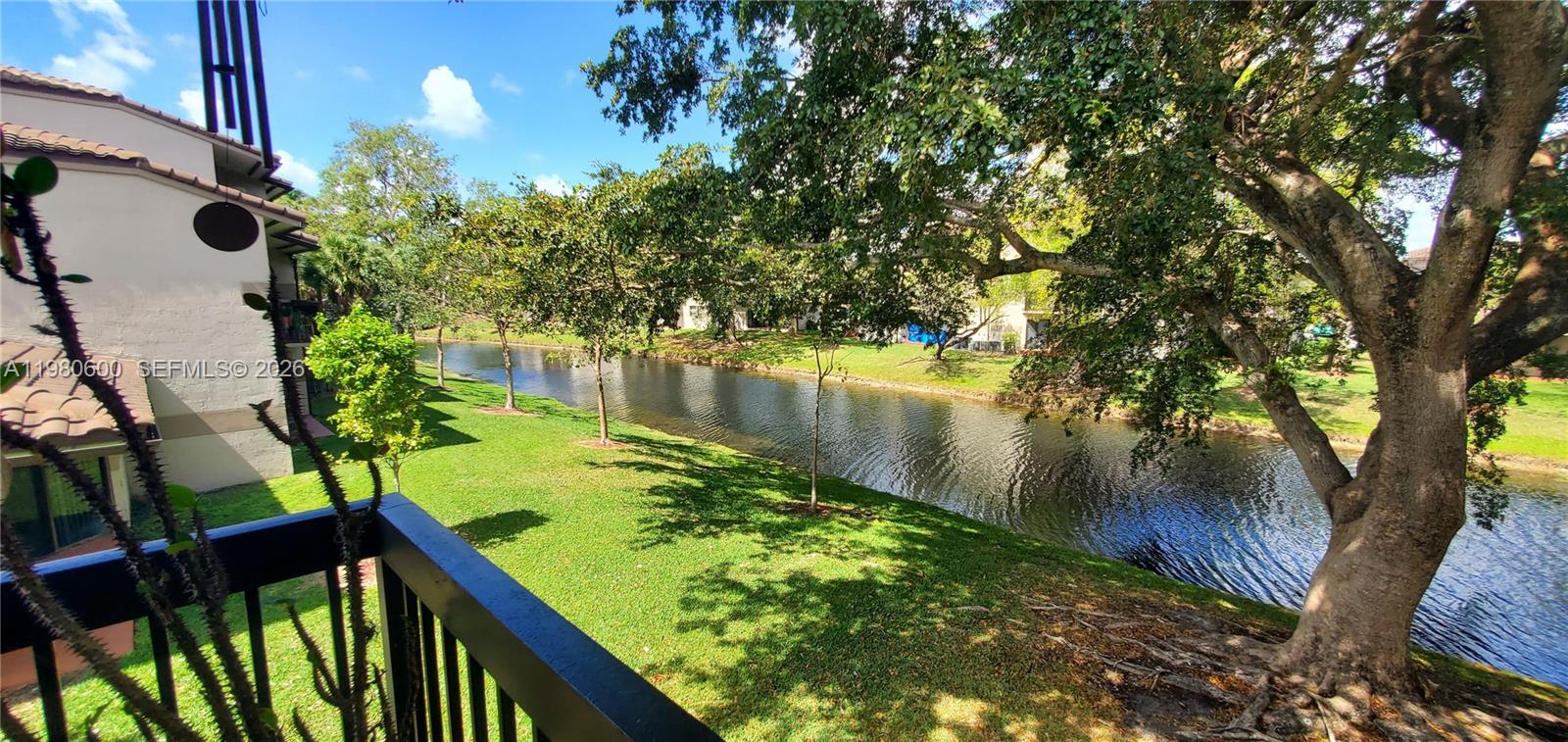 VILLAS DE VENEZIA CONDO - Residential Lease