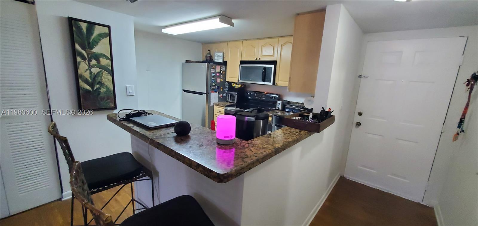 VILLAS DE VENEZIA CONDO - Residential Lease