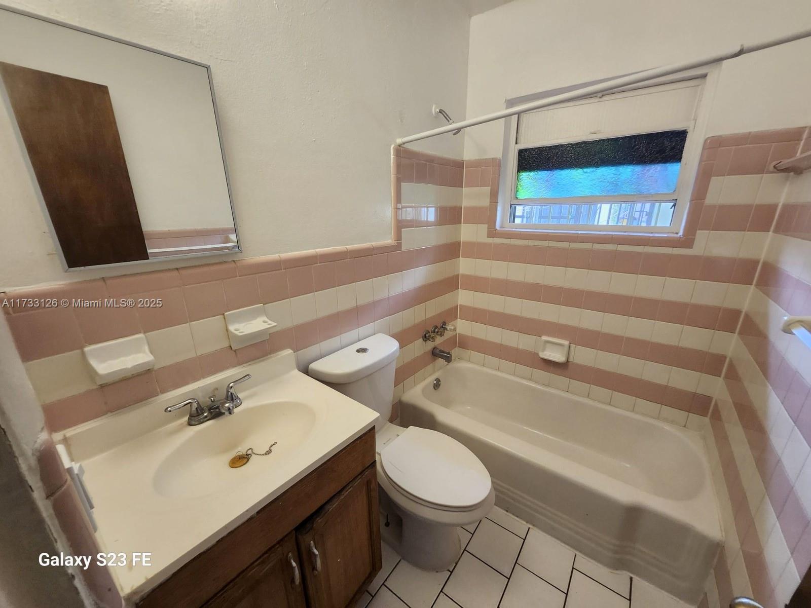 NORTH LIBERTY CITY - Residential Income