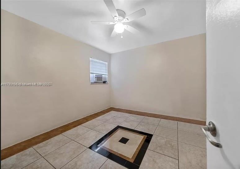 NORTH LIBERTY CITY - Residential Income