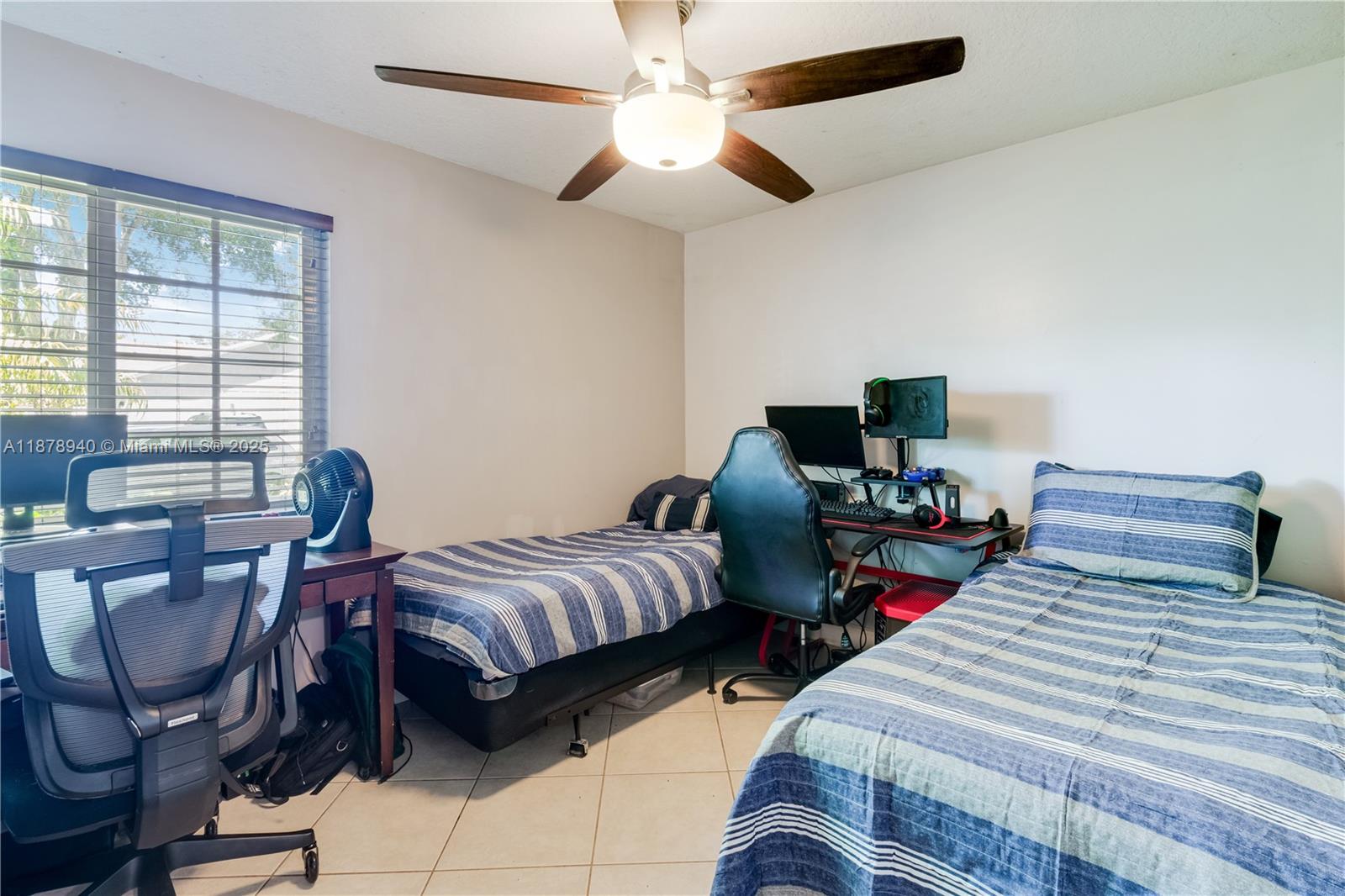 COUNTRY WALK SEC 2 - Residential