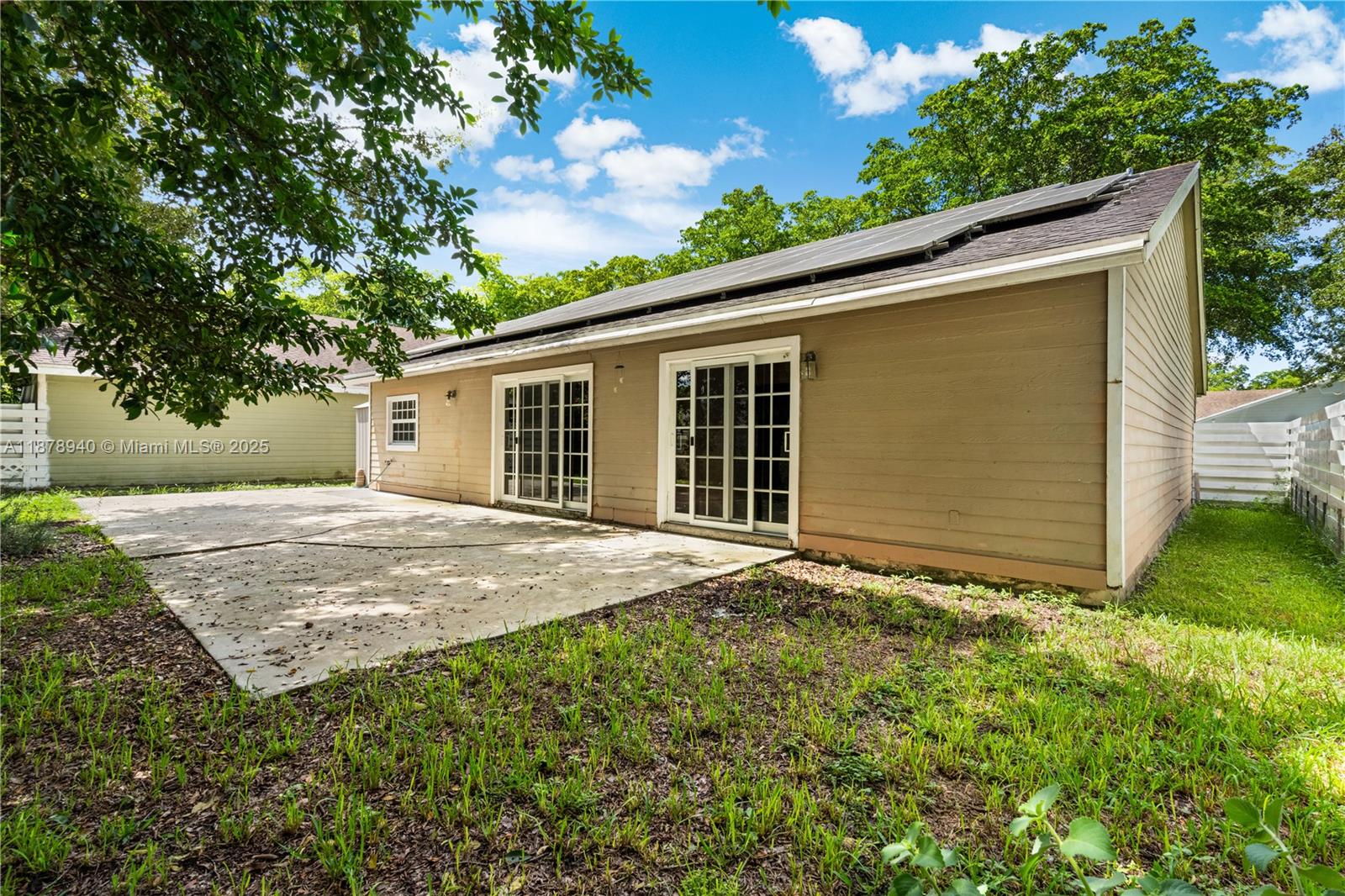 COUNTRY WALK SEC 2 - Residential