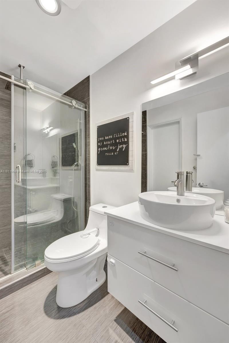 EVERGREEN HOMES VILLAS - Residential