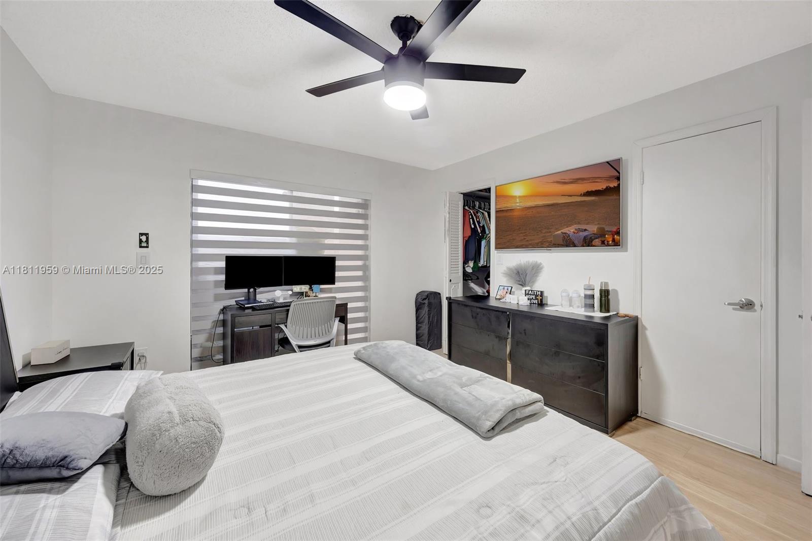 EVERGREEN HOMES VILLAS - Residential