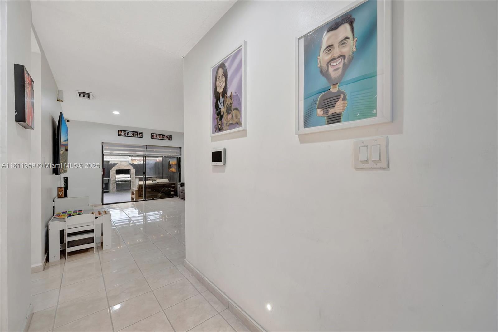 EVERGREEN HOMES VILLAS - Residential