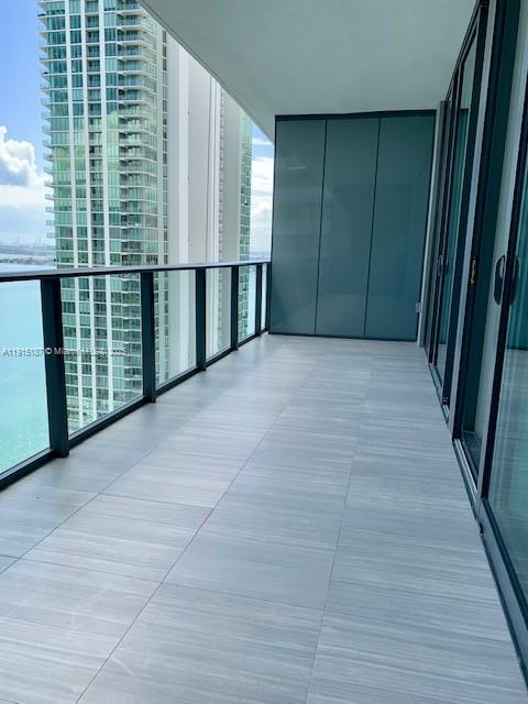 Gran Paraiso Condo - Residential Lease