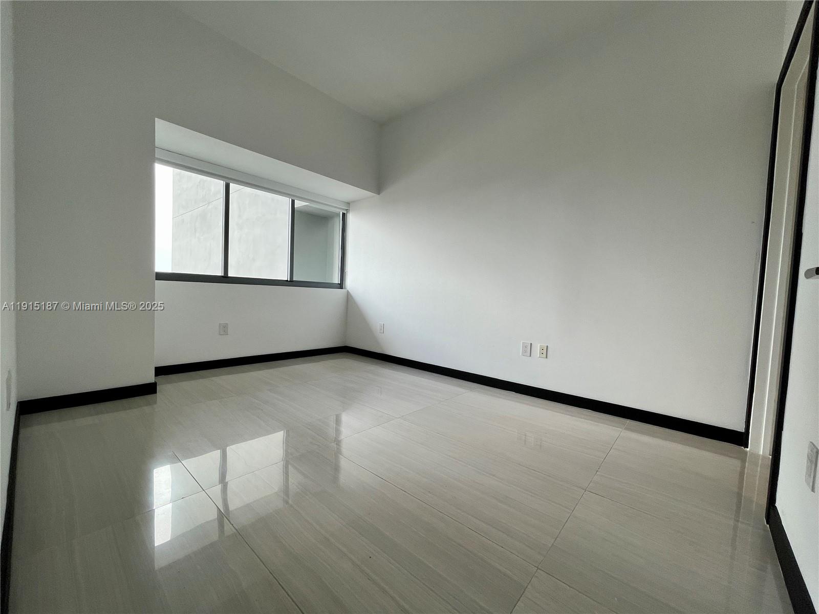 Gran Paraiso Condo - Residential Lease