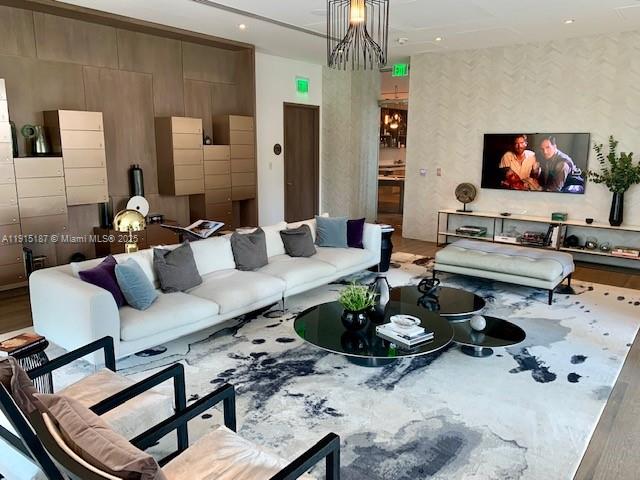 Gran Paraiso Condo - Residential Lease