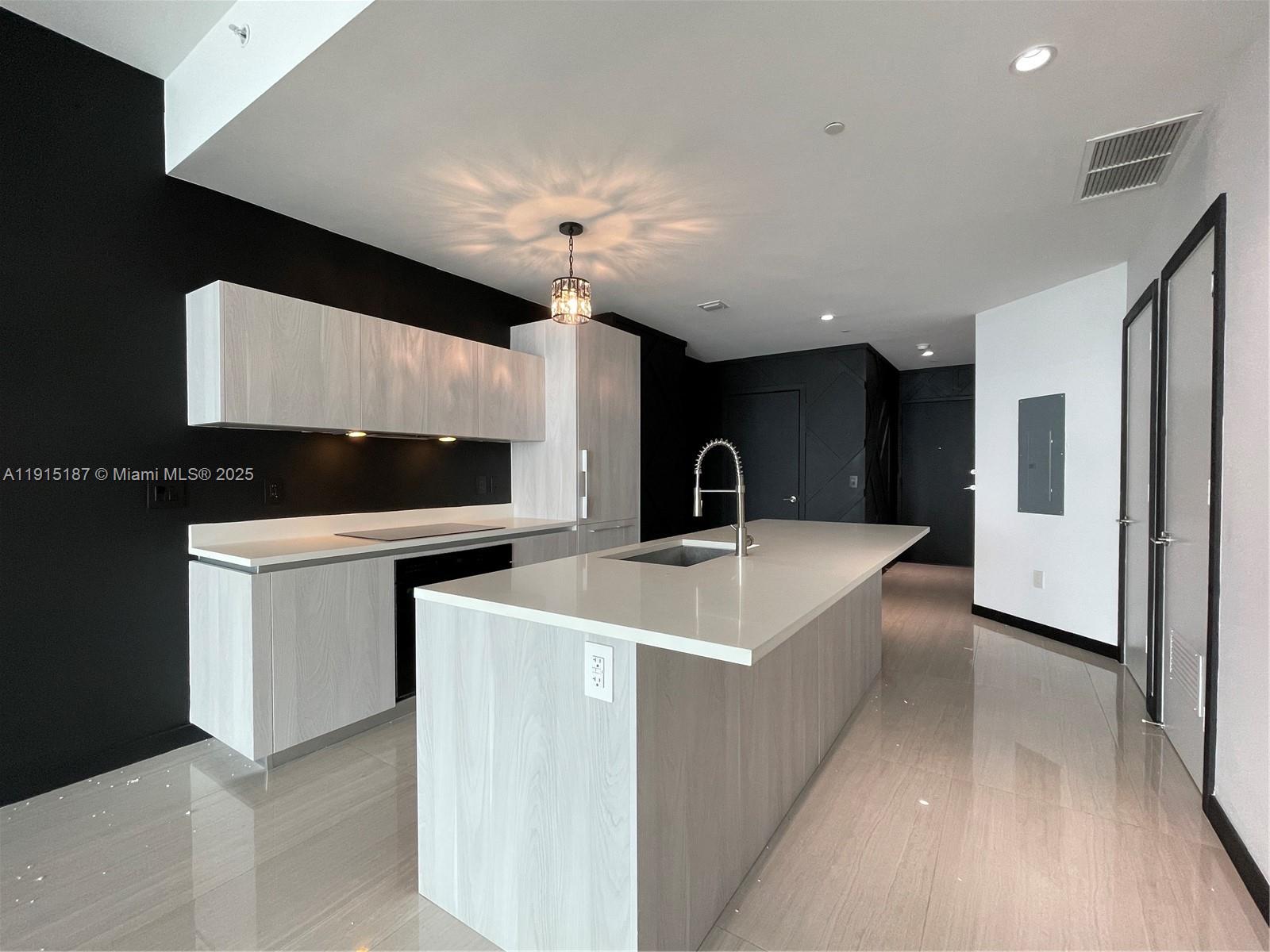 Gran Paraiso Condo - Residential Lease