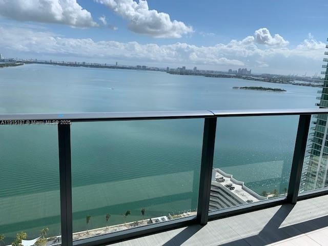 Gran Paraiso Condo - Residential Lease