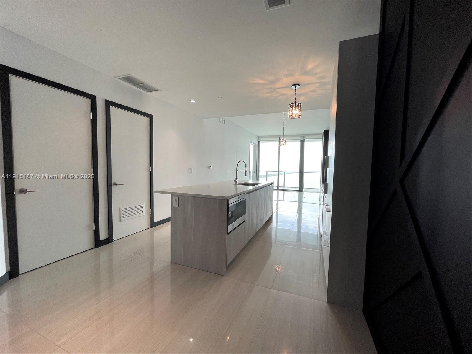 Gran Paraiso Condo - Residential Lease