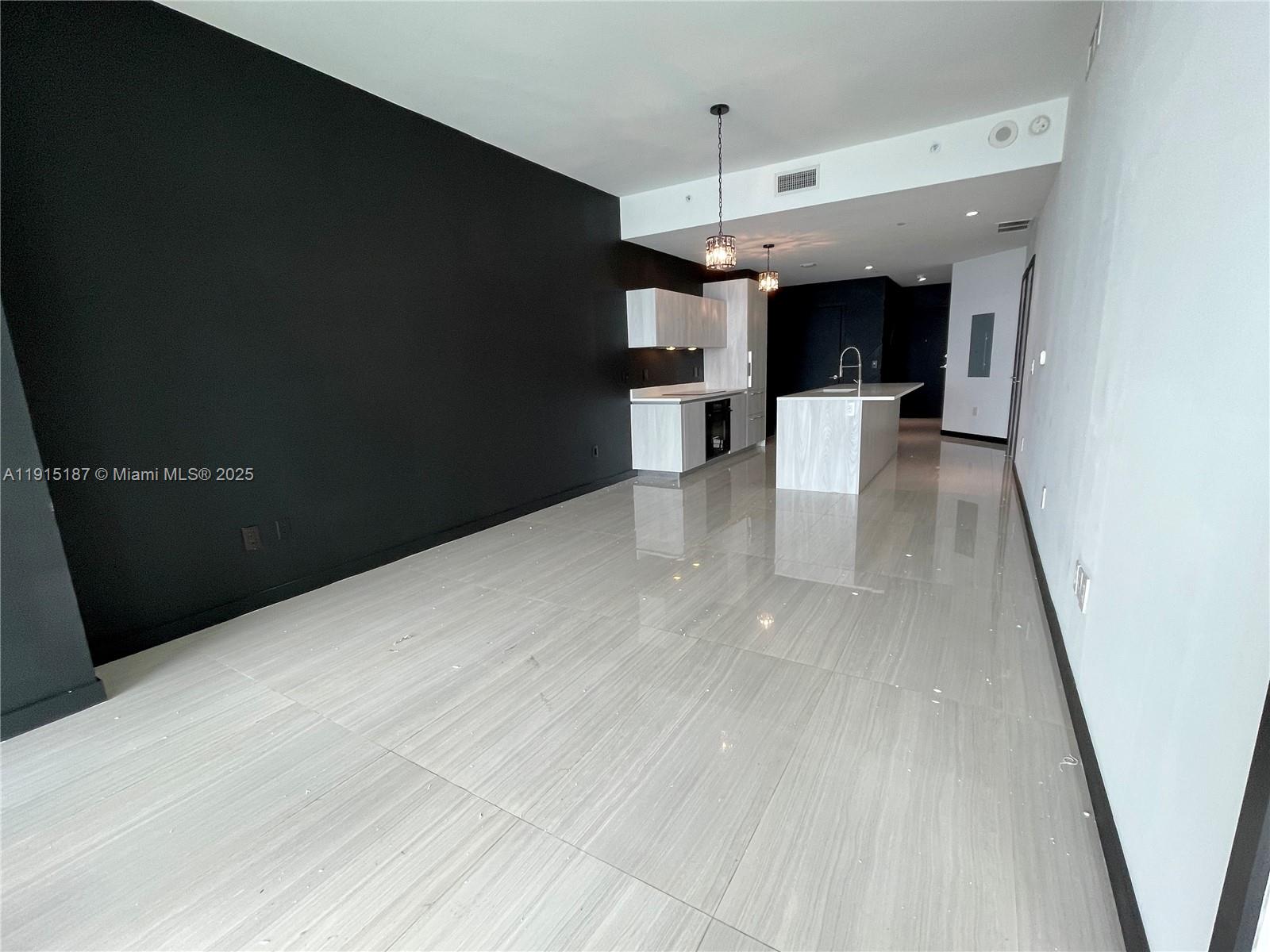 Gran Paraiso Condo - Residential Lease