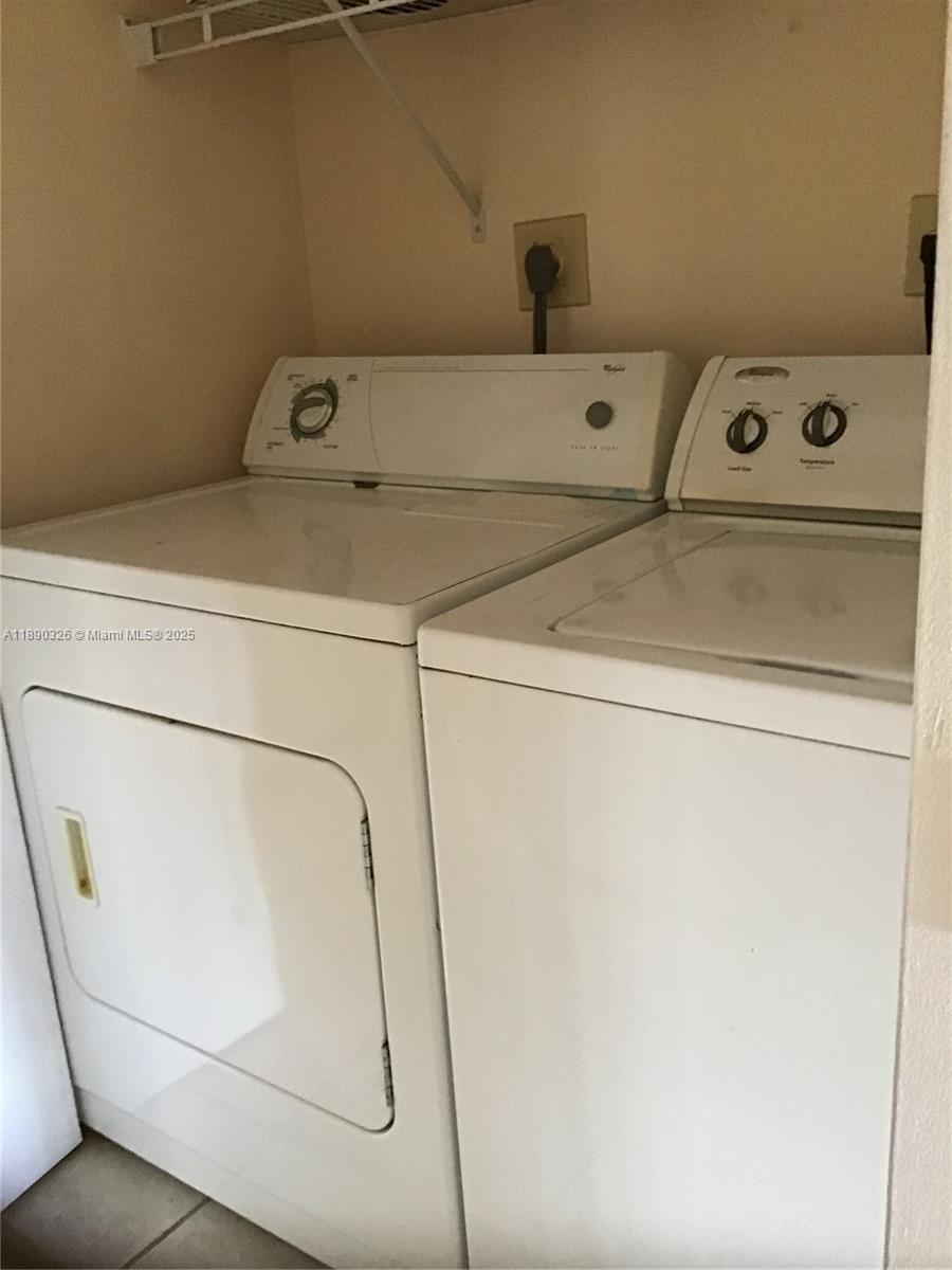 CORAL VILLAGE CONDO - Residential Lease