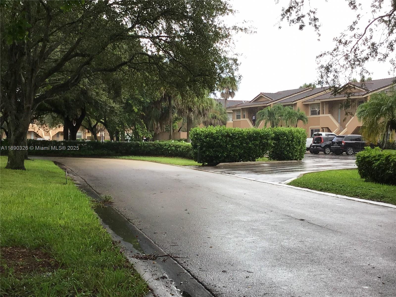 CORAL VILLAGE CONDO - Residential Lease