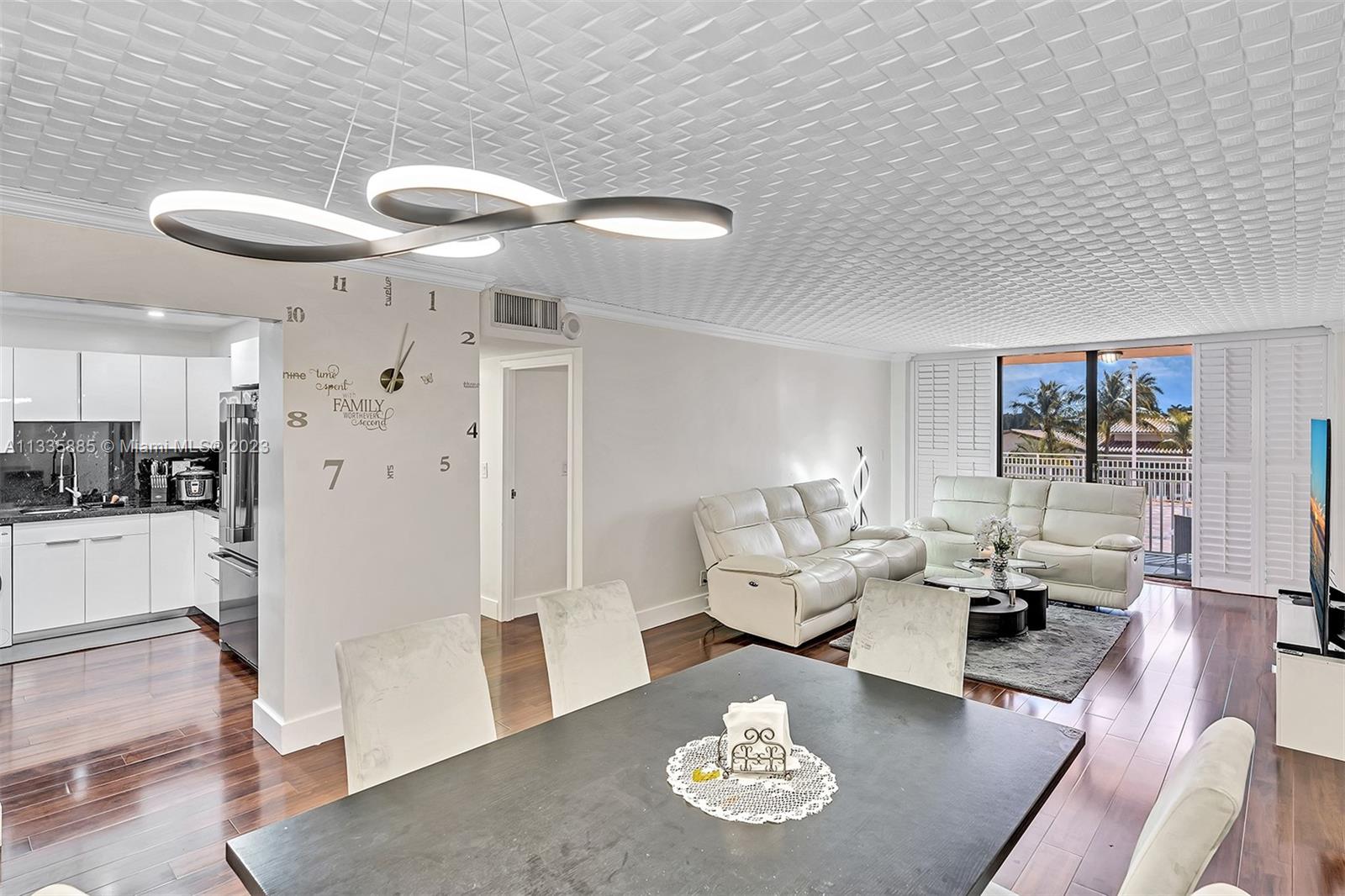 WATERSIDE TOWERS CONDO - Residential