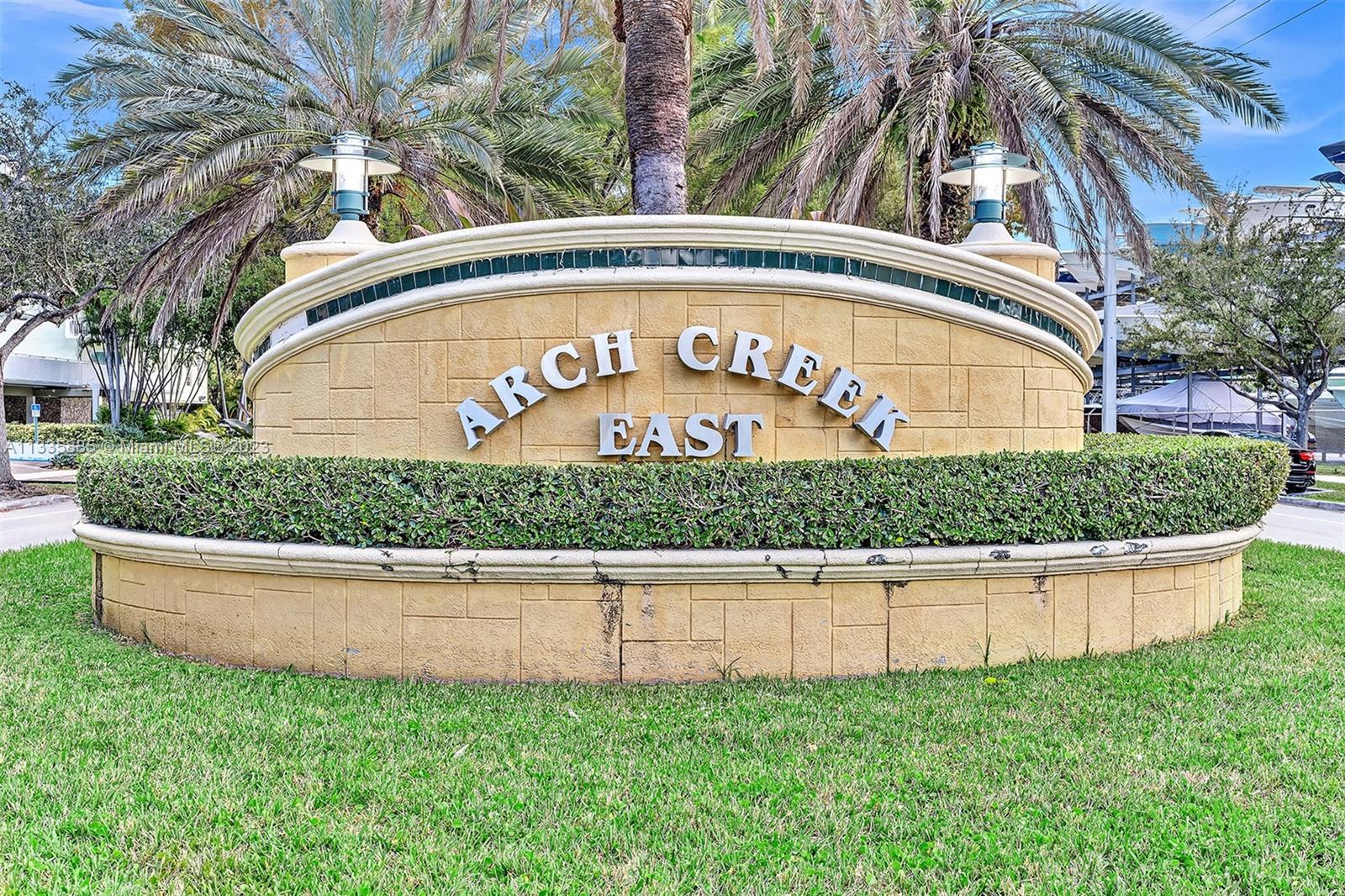 WATERSIDE TOWERS CONDO - Residential