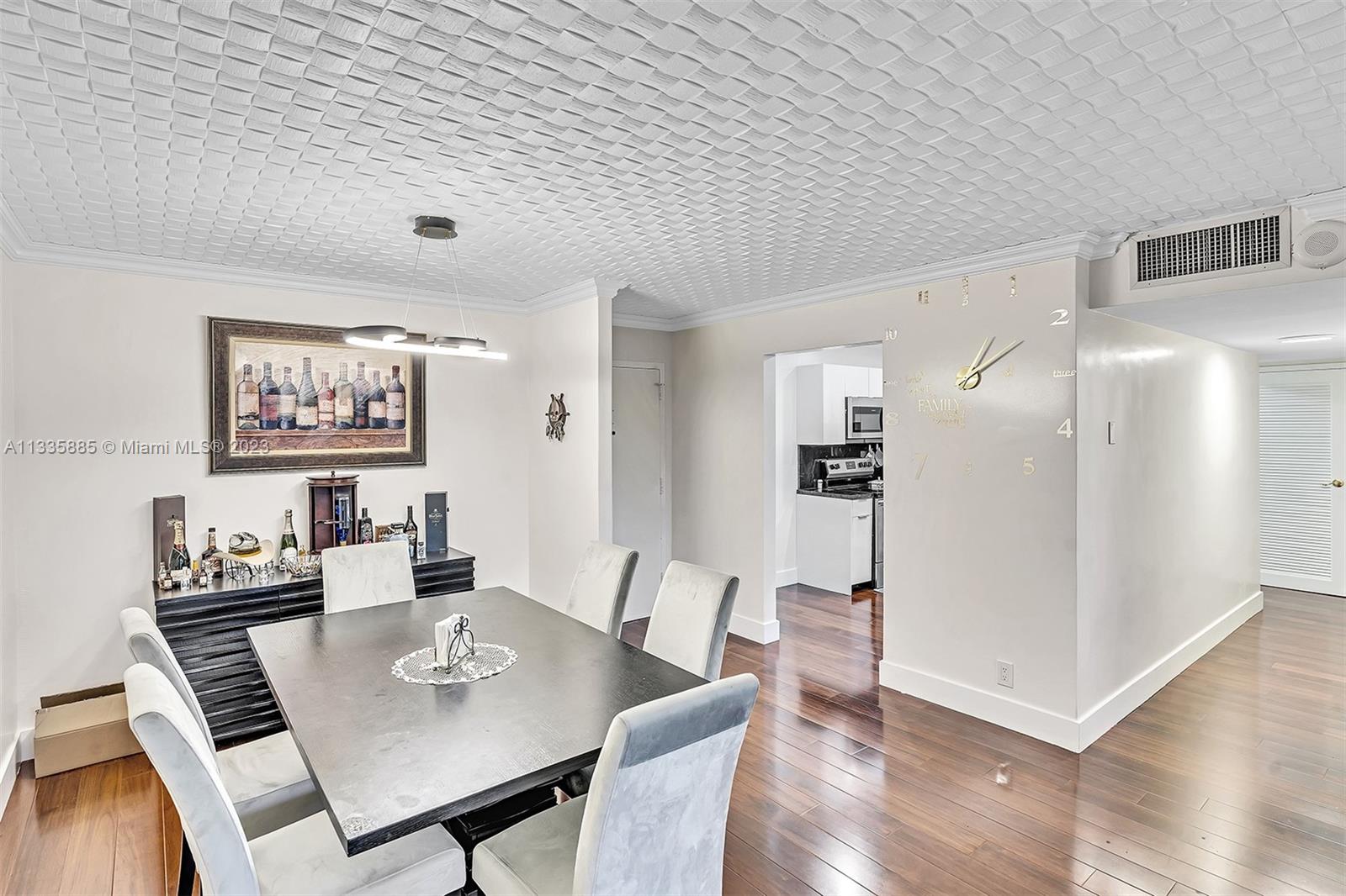 WATERSIDE TOWERS CONDO - Residential