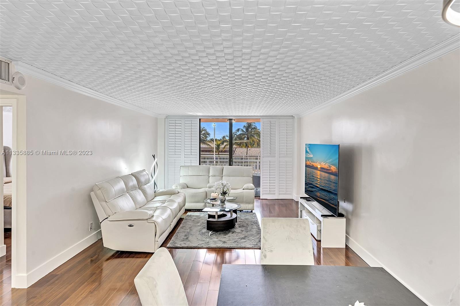 WATERSIDE TOWERS CONDO - Residential