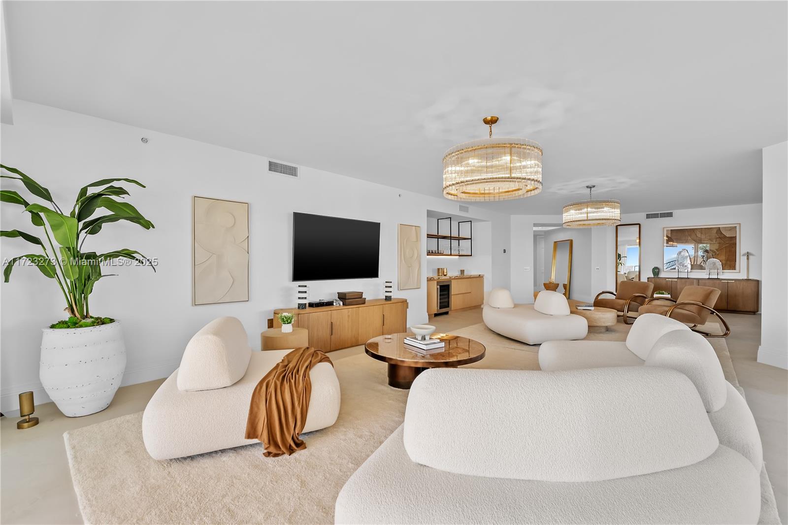 7400 OCEANSIDE AT FISHER - Residential