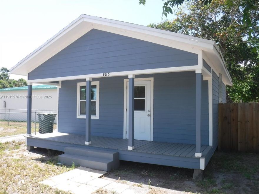Unique investment in Fort Pierce! Five income-producing cottages on one lot, great rental potential near downtown.