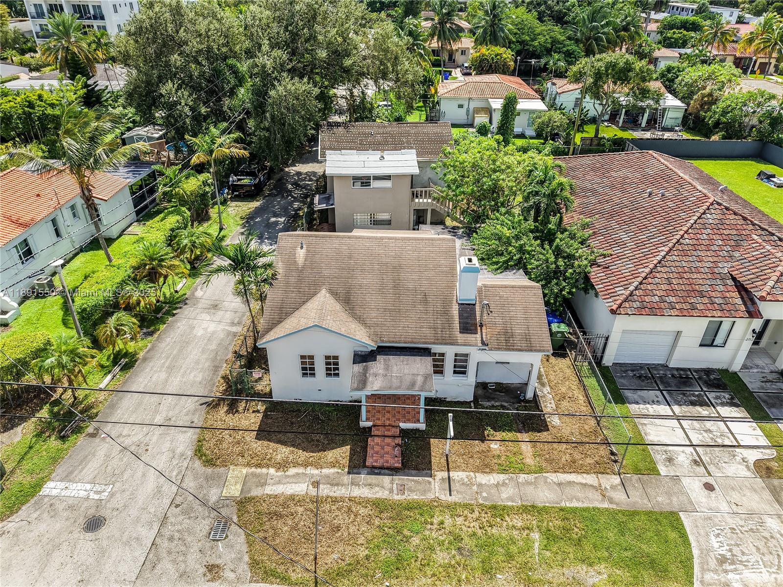 2100 SW 25th St