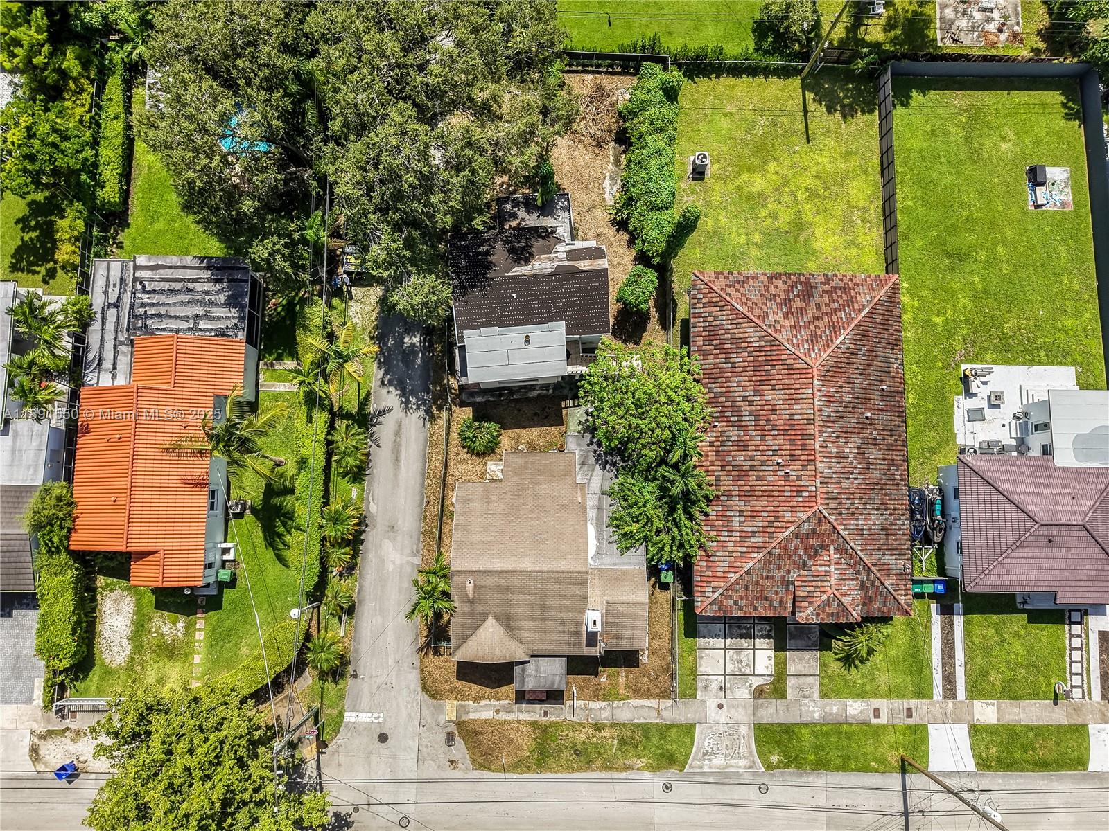 2100 SW 25th St