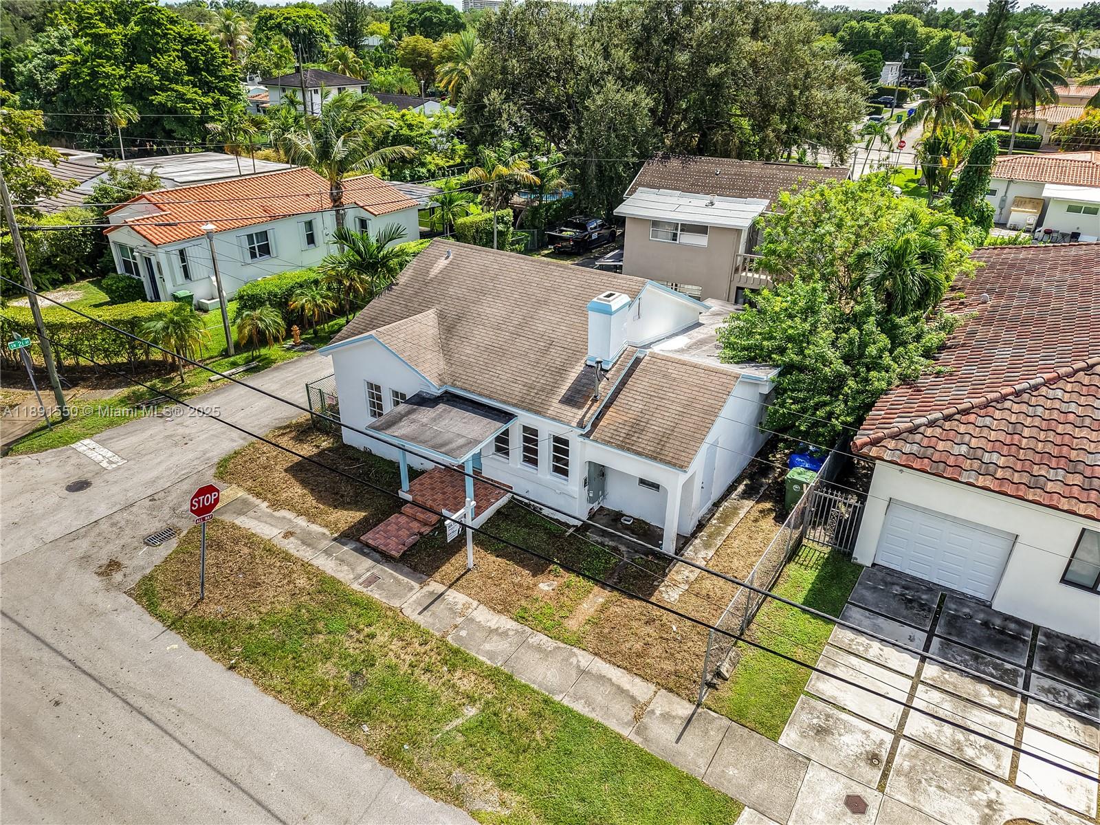 2100 SW 25th St