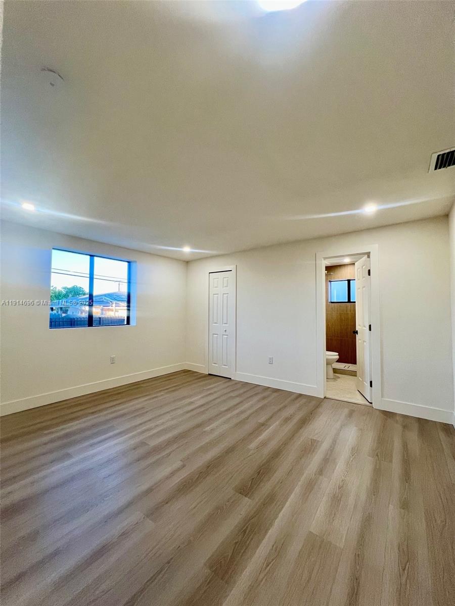 PALM ESTATES - Residential