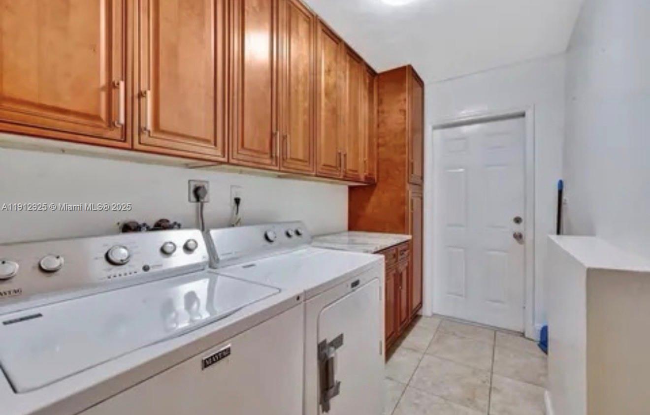 ST JAMES PARK NORTH - Residential Lease