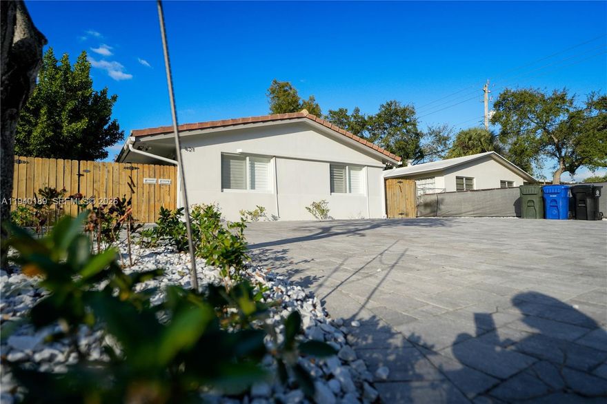 Fully renovated duplex in the heart of Fort Lauderdale featuring two separate 1-bedroom, 1-bathroom units, each with its own private entrance. Both units have been completely updated throughout, including modern kitchens, fully renovated contemporary bathrooms, and spacious bedrooms with built-in closets. Upgrades include brand-new flooring, stainless steel appliances, new split A/C systems, fully impact-resistant windows and doors, and brand-new washer and dryer in each unit. One unit may be sold furnished, offering flexibility for an owner-occupant or investor.
Additional features include a screened-in rear patio finished with matching interior flooring, a large shed on slab with ventilation and electricity, plus a separate storage unit located between both units. Private mailboxes are secured inside the fenced property. Ample parking with four dedicated spaces and a large front driveway. Turn-key property ideal for rental income or multi-generational living.