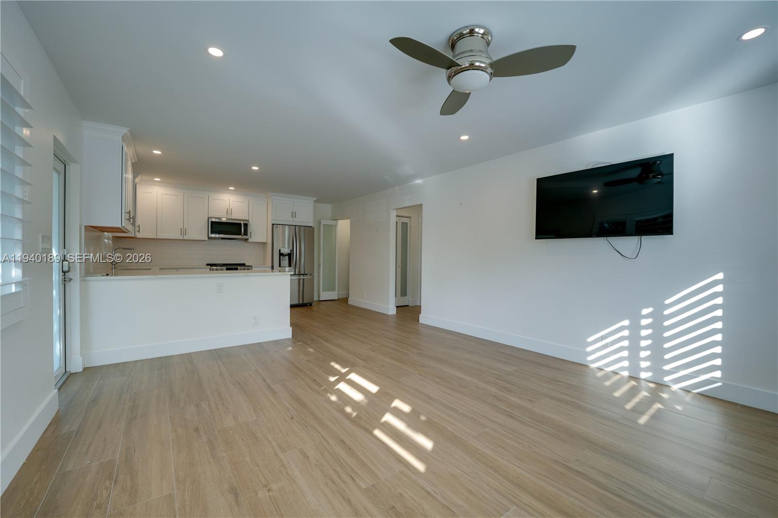 Croissant Springs - Residential Income