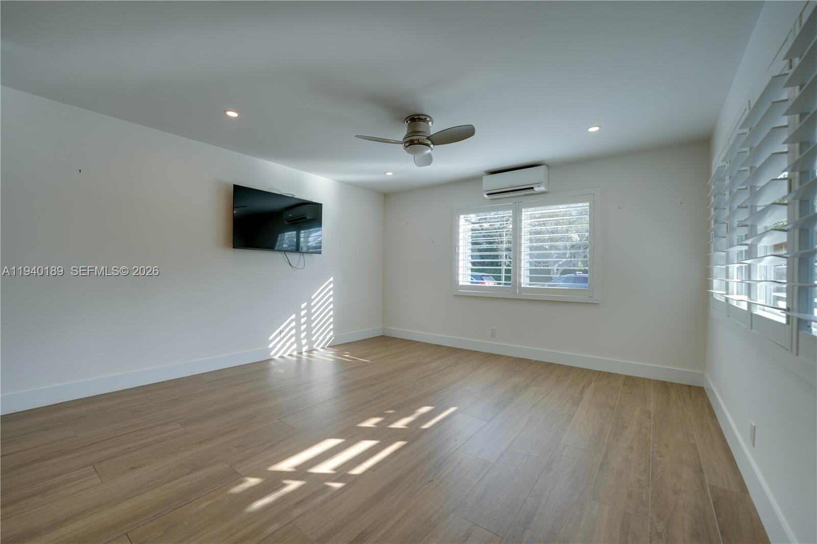 Croissant Springs - Residential Income