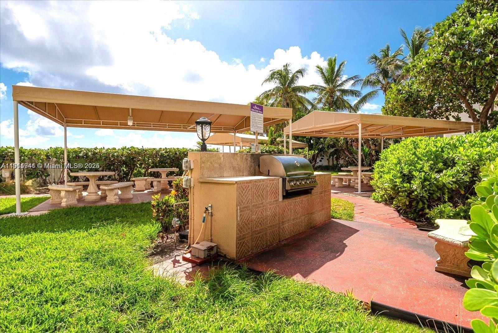 ALEXANDER TOWERS CONDO - Residential