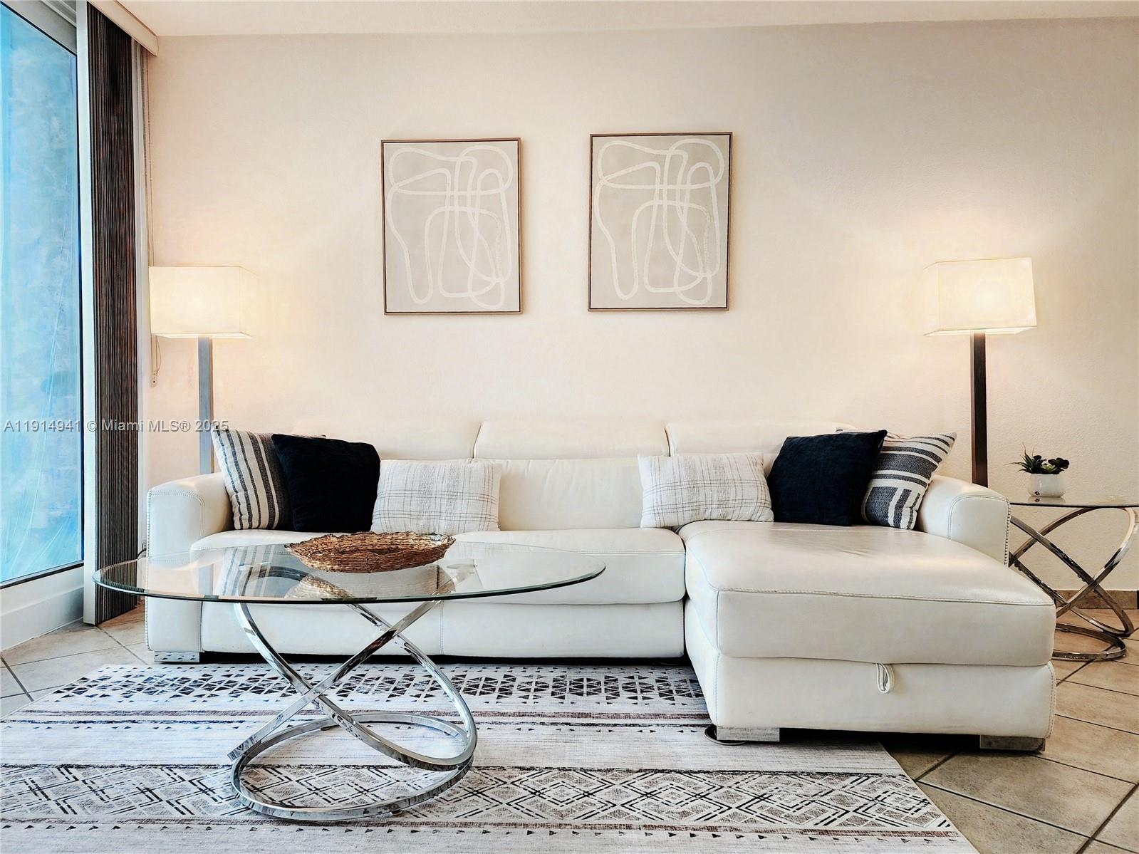 ALEXANDER TOWERS CONDO - Residential