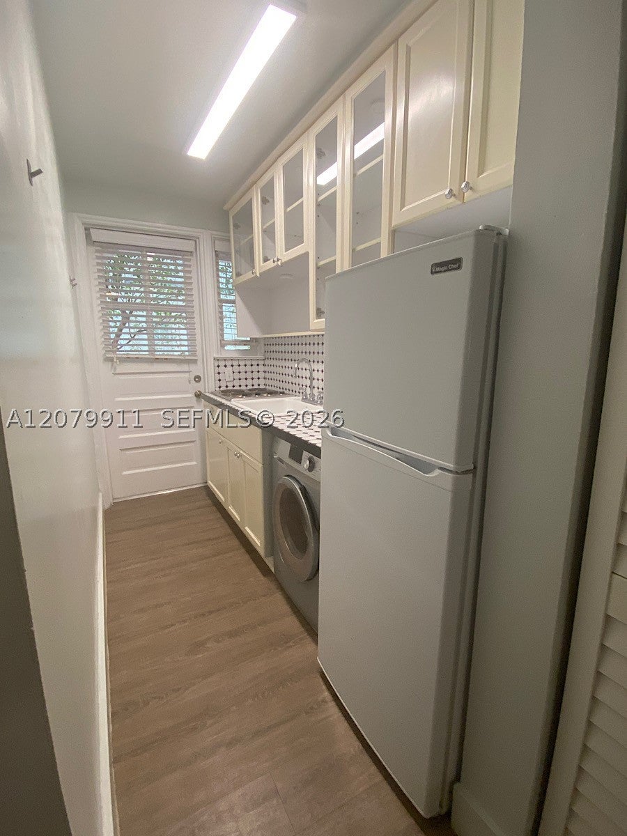1550 Jefferson Ave 2