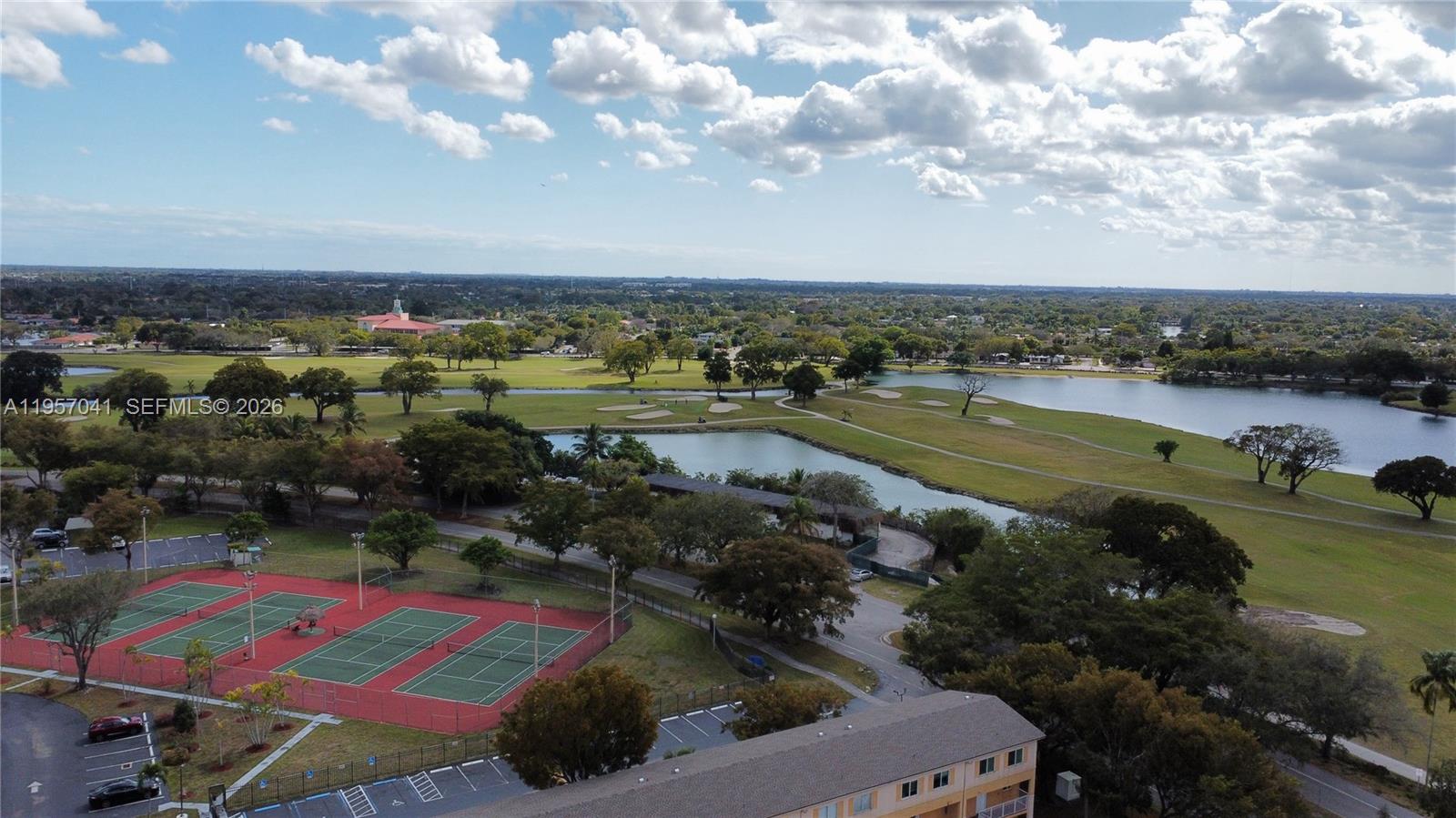 PASEO REAL CONDO - Residential