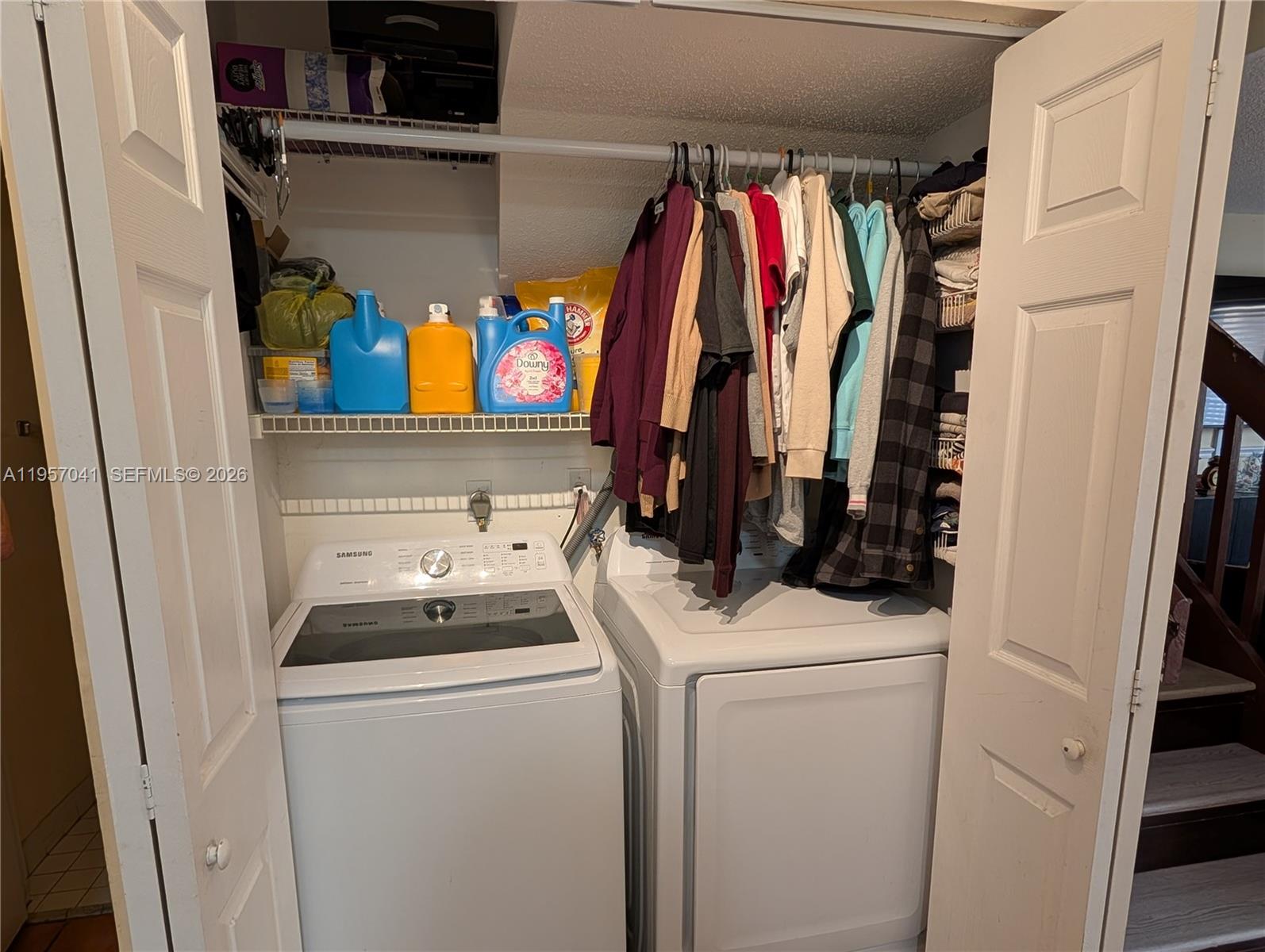 PASEO REAL CONDO - Residential