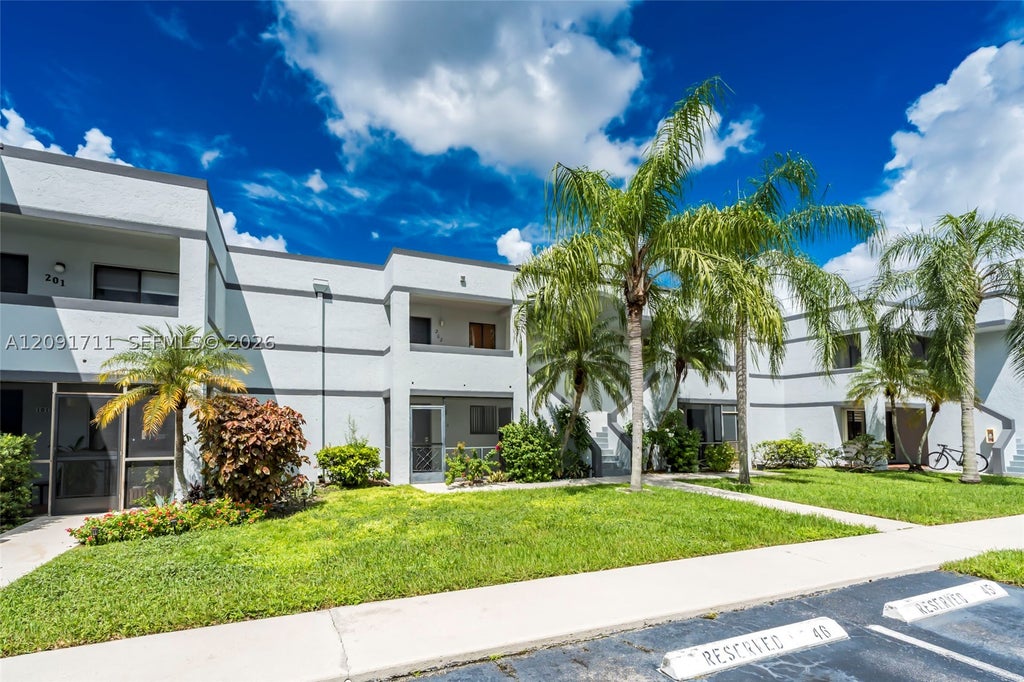 Photo of 161 Lakeview Dr #202, Weston, FL 33326 (MLS # A12091711)