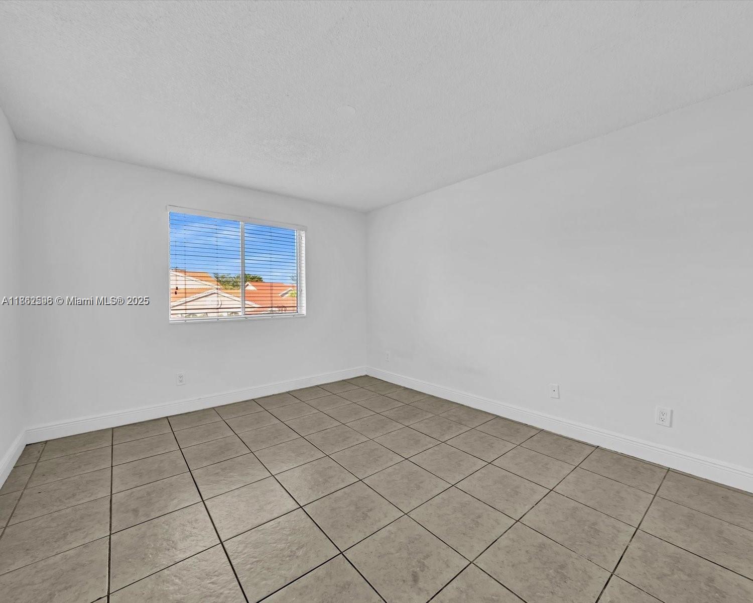 ROYAL PALM PLACE - Residential