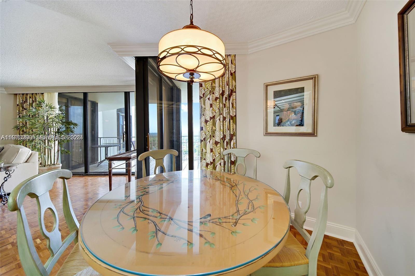 TOWERS OF QUAYSIDE CONDO - Residential