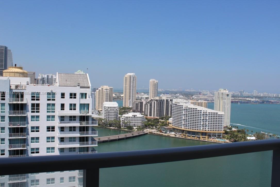 THE MARK ON BRICKELL COND - Residential Lease