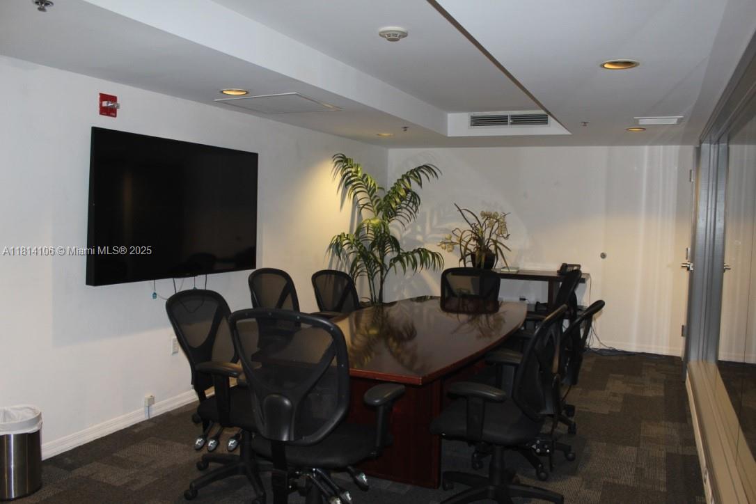 THE MARK ON BRICKELL COND - Residential Lease