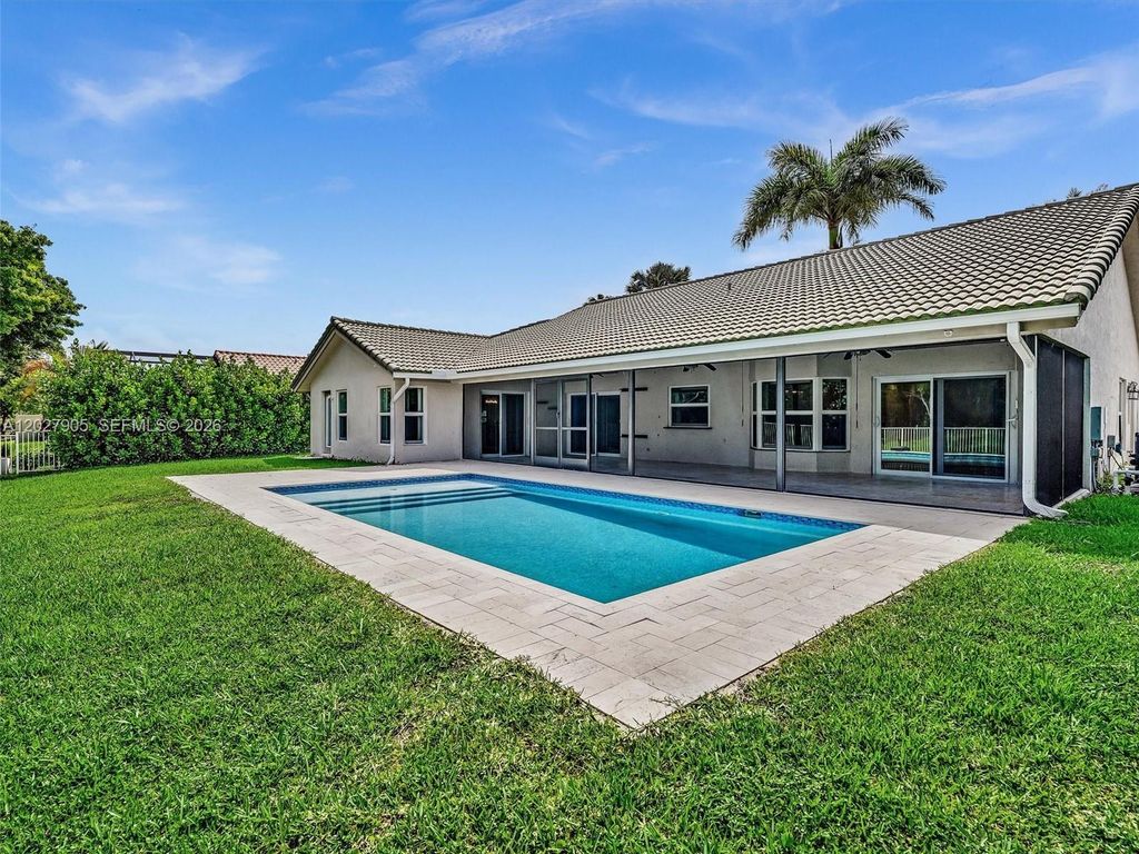 Photo of 11690 Island Lakes Ln, Boca Raton, FL 33498 (MLS # A12027905)