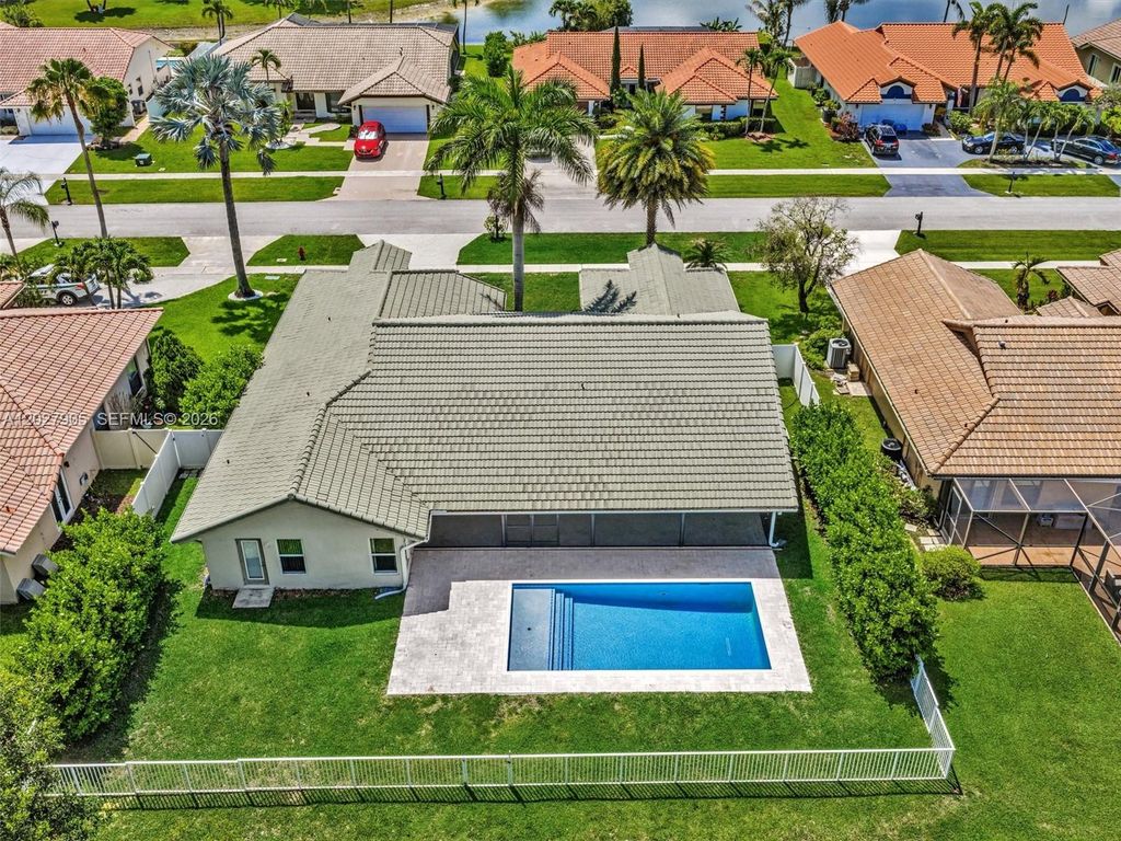 Photo of 11690 Island Lakes Ln, Boca Raton, FL 33498 (MLS # A12027905)