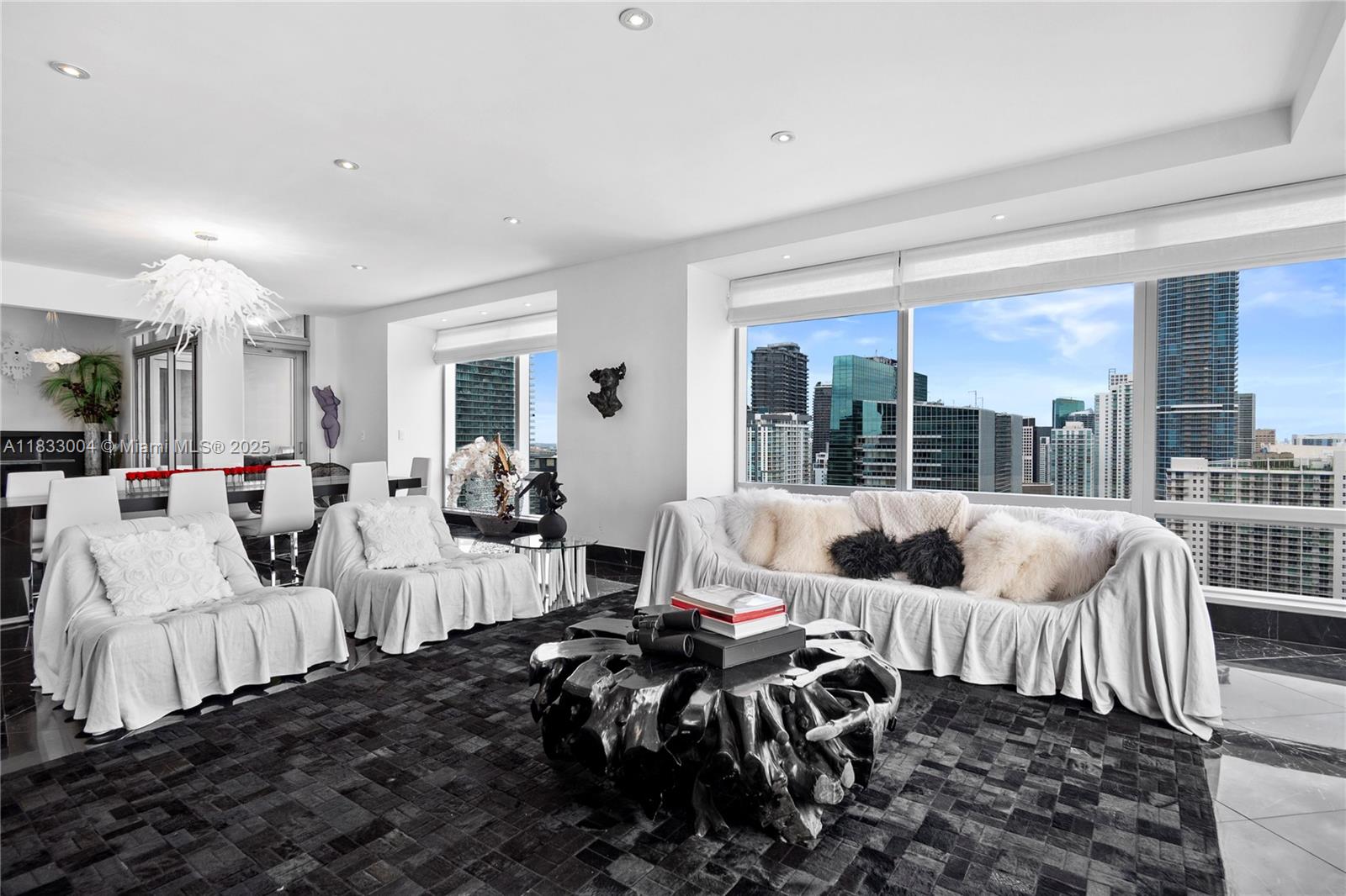1425 Brickell Ave 42E