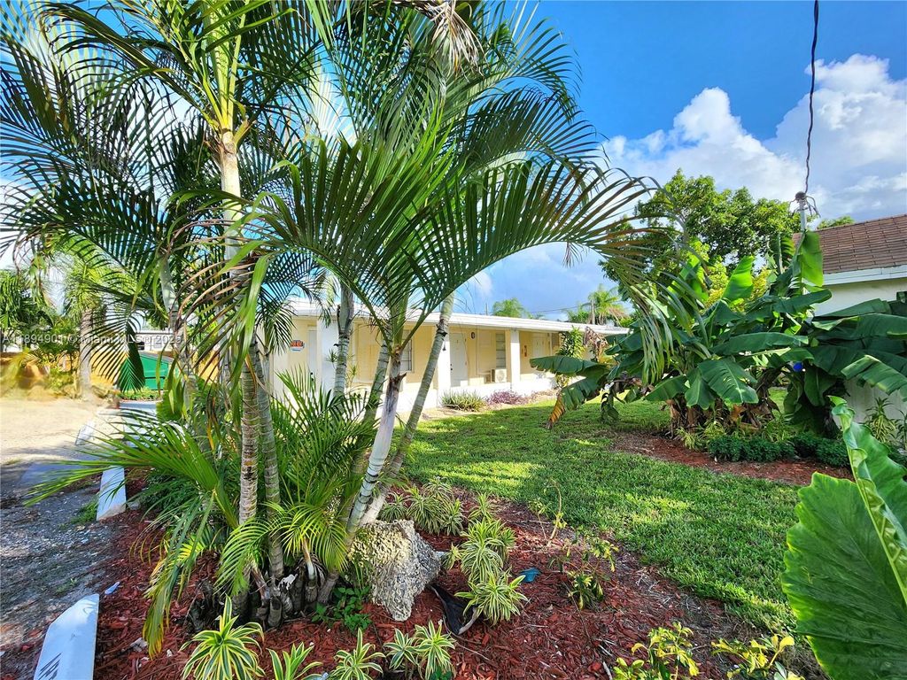 Photo of 5934 Buchanan St #1-4, Hollywood, FL 33021 (MLS # A11894901)
