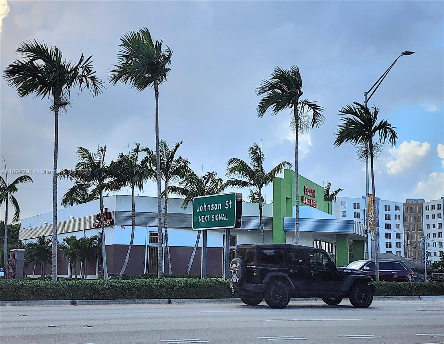HOLLYWOOD BEACH GARDENS - Residential Lease