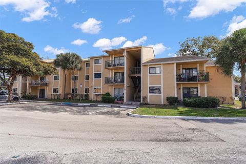 251 W Palm Cir W 207 Pembroke Pines FL 33025